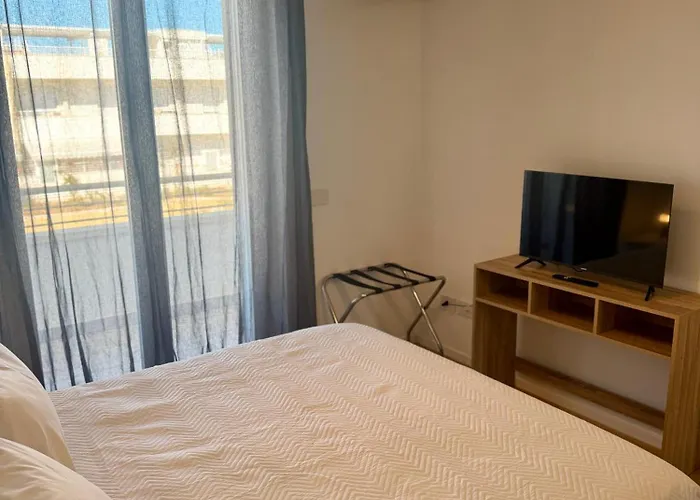 Maredore Apartment *